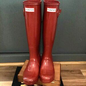 Hunter Original Tall Red Gloss Rain Boots Knee High Women's Size 6 Pull On